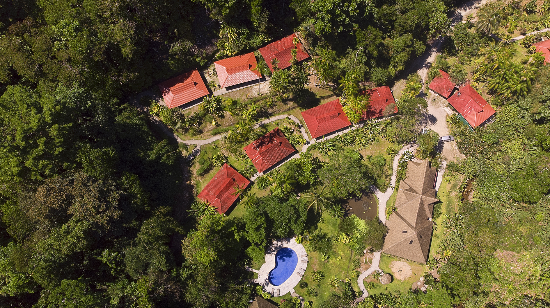 19 bed Hotel / Leisure For Sale in Golfito, Puntarenas - thumb 1