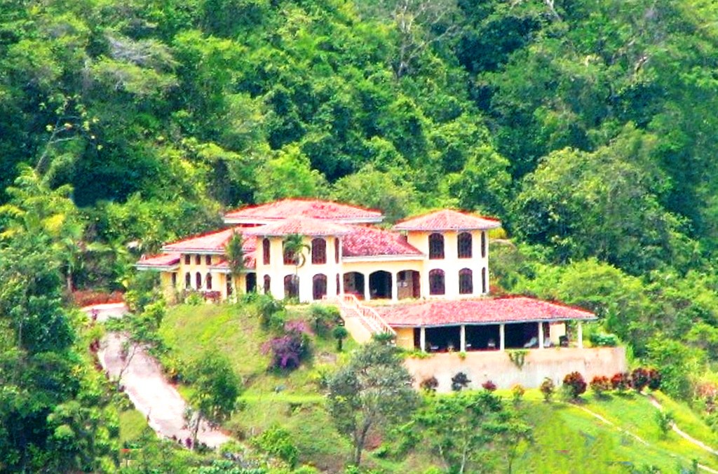 3 bed Single Family Homes For Sale in Ojochal, Puntarenas - thumb 1