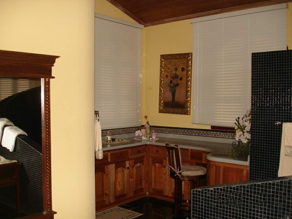 3 bed Single Family Homes For Sale in Ojochal, Puntarenas - thumb 24