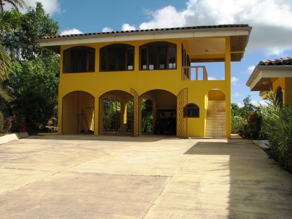 3 bed Single Family Homes For Sale in Ojochal, Puntarenas - thumb 8