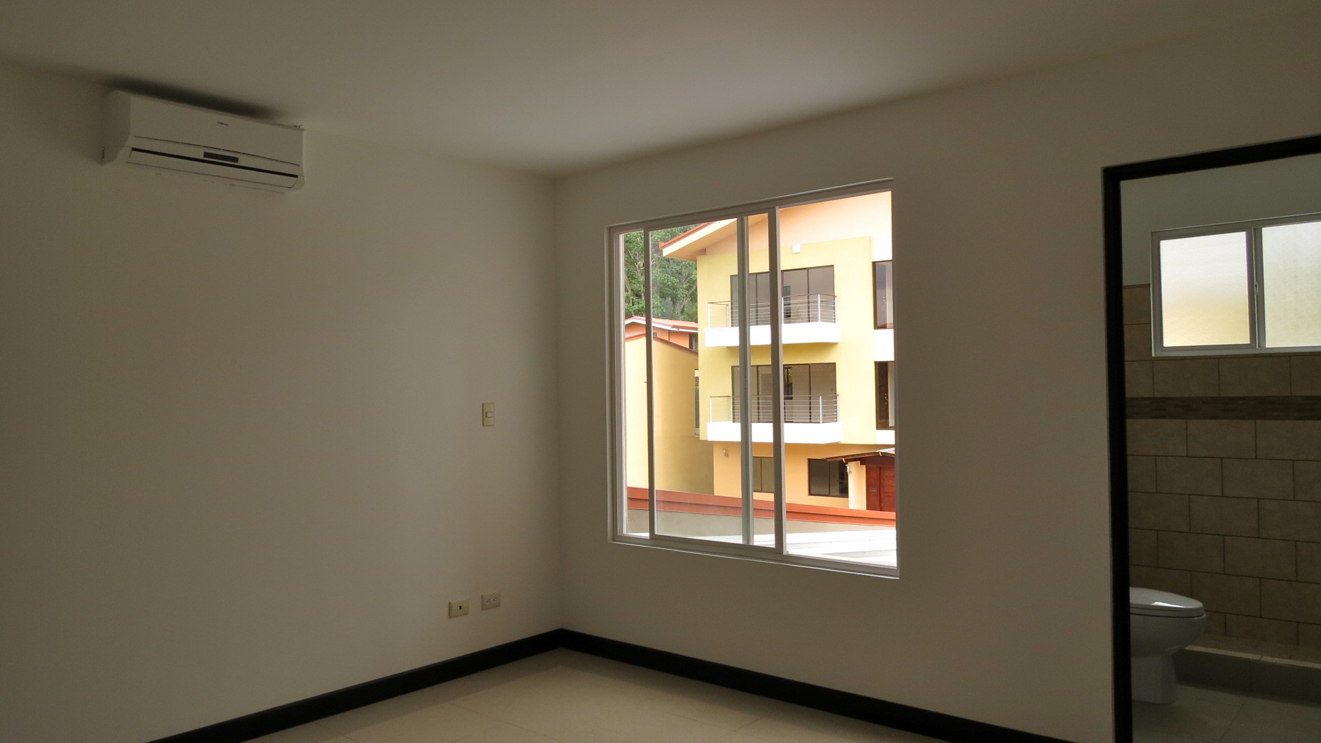 2 bed Apartment For Sale in Santa Ana, San Jose - thumb 4