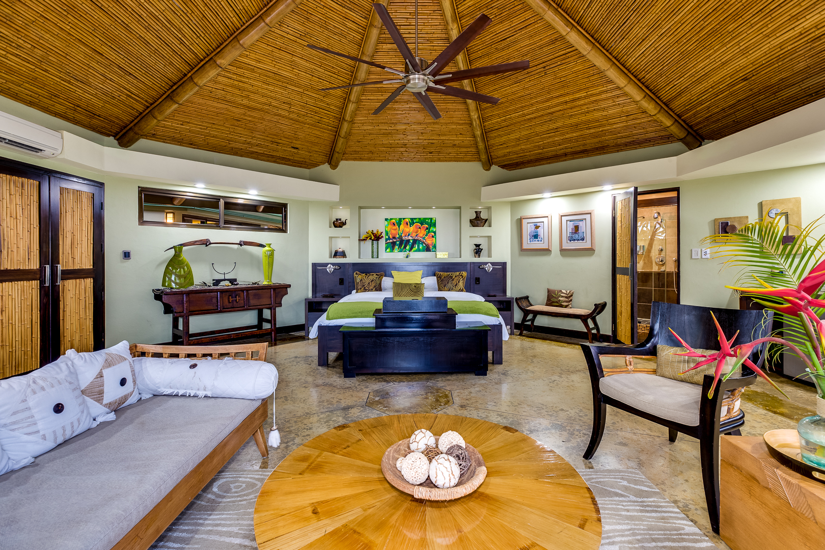 8 bed Single Family Homes For Sale in Dominical, Puntarenas - thumb 9