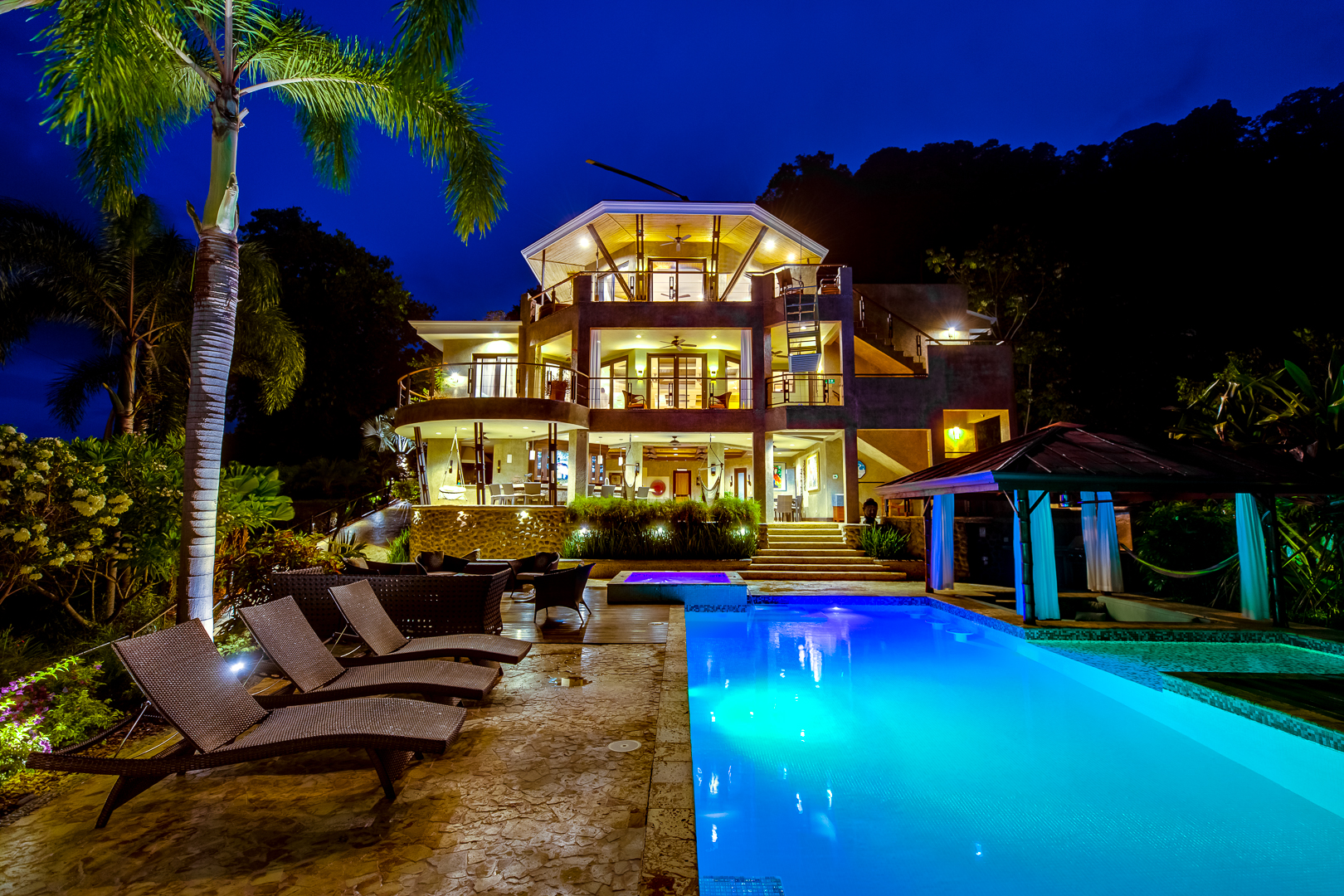 8 bed Single Family Homes For Sale in Dominical, Puntarenas - thumb 26