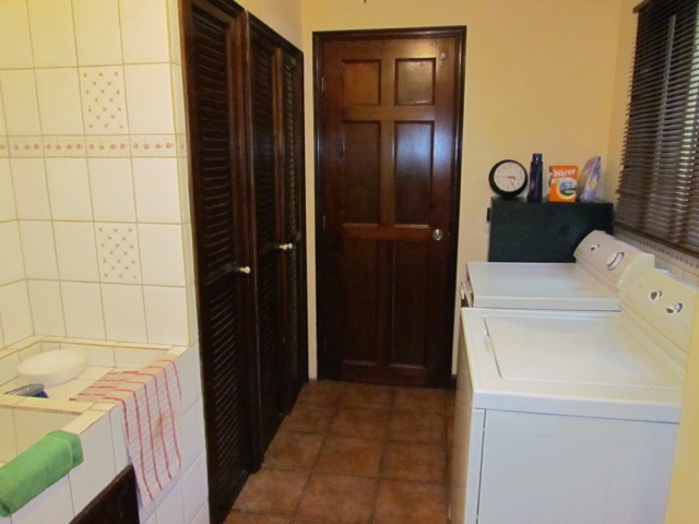 4 bed Single Family Homes For Sale in Escazu, San Jose - thumb 20