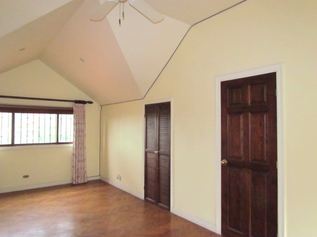 4 bed Single Family Homes For Sale in Escazu, San Jose - thumb 25
