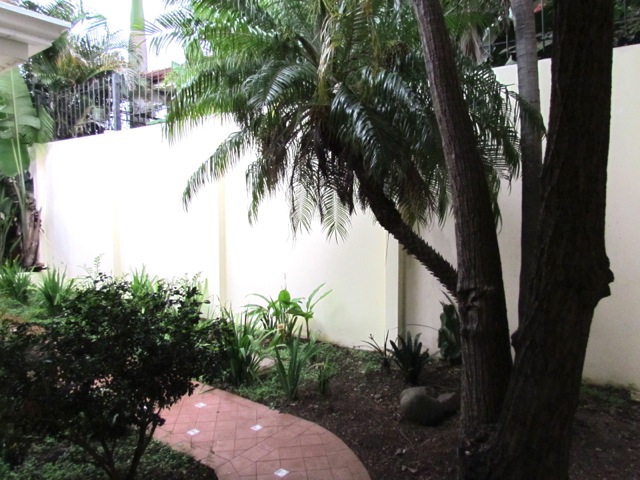 4 bed Single Family Homes For Sale in Escazu, San Jose - thumb 8