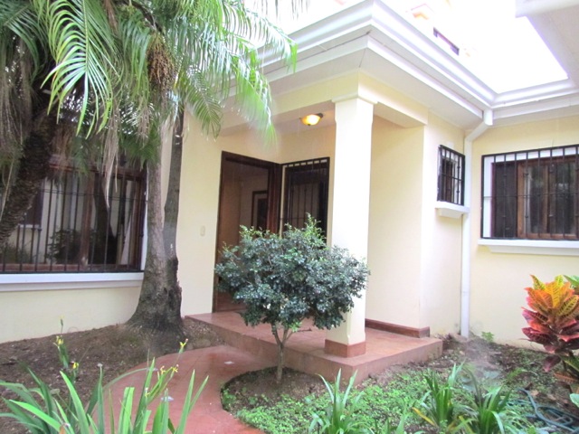 4 bed Single Family Homes For Sale in Escazu, San Jose - thumb 1