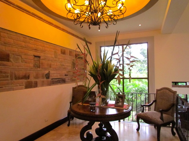 4 bed Single Family Homes For Sale in Santa Ana, San Jose - thumb 3