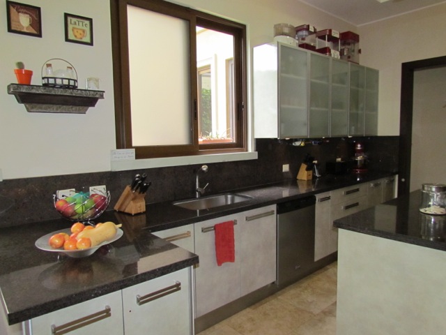 4 bed Single Family Homes For Sale in Santa Ana, San Jose - thumb 13