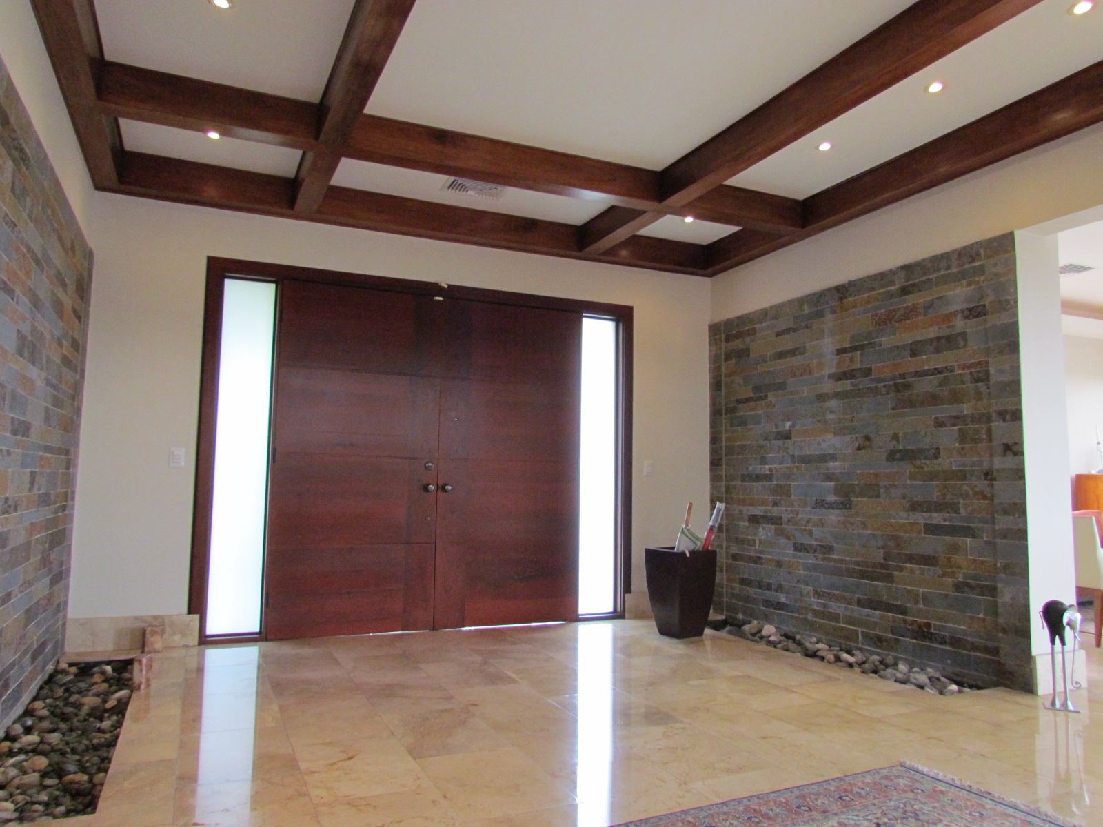 6 bed Single Family Homes For Sale in Santa Ana, San Jose - thumb 3