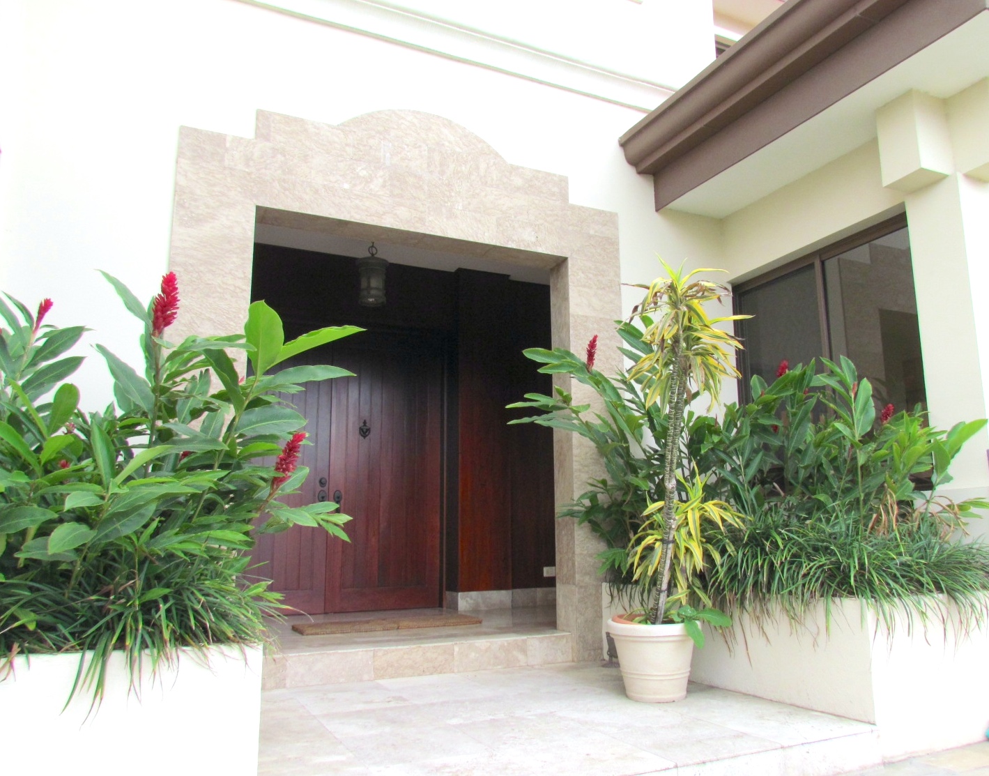 5 bed Single Family Homes For Sale in Santa Ana, San Jose - thumb 1