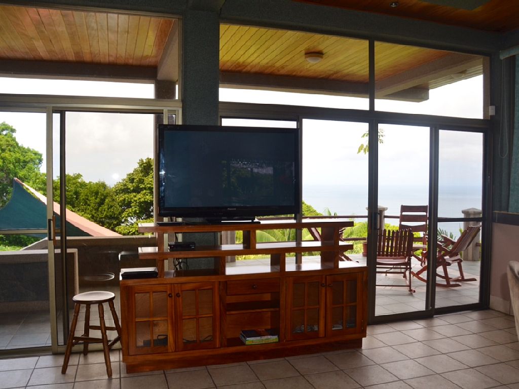 4 bed Single Family Homes For Sale in Dominical, Puntarenas - thumb 17