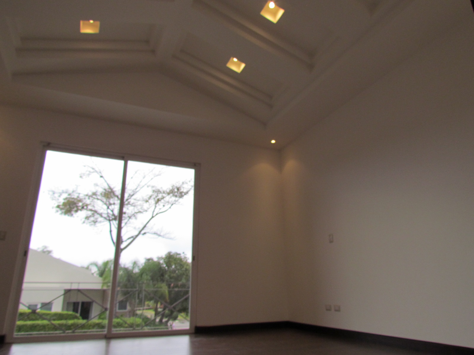 4 bed Single Family Homes For Sale in Santa Ana, San Jose - thumb 21