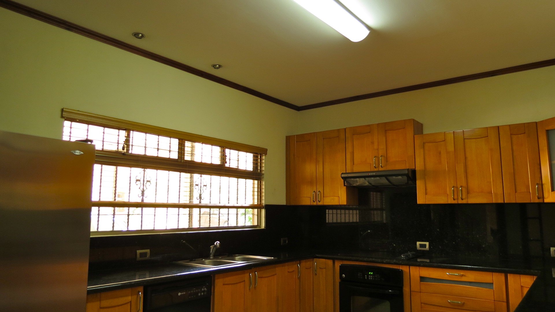 3 bed Single Family Homes For Sale in Escazu, San Jose - thumb 8