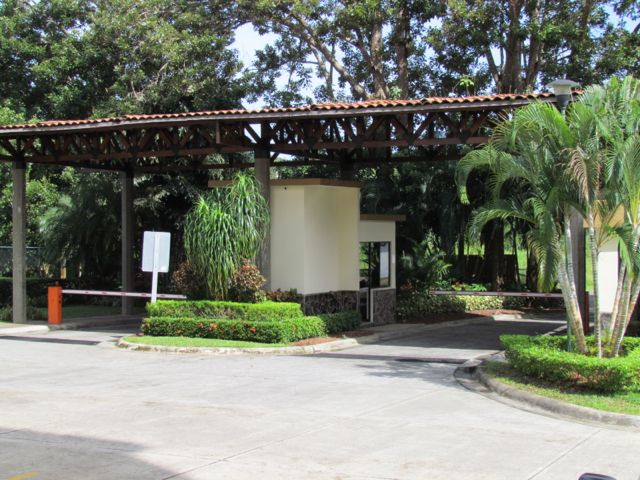 2 bed Apartment For Sale in Jaco, Puntarenas - thumb 23