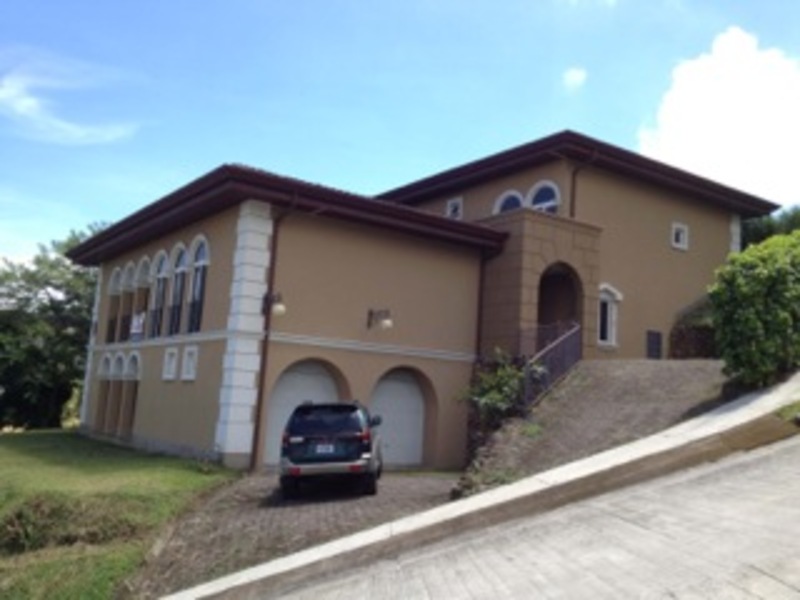 3 bed Single Family Homes For Sale in Ciudad Colon, San Jose - 1