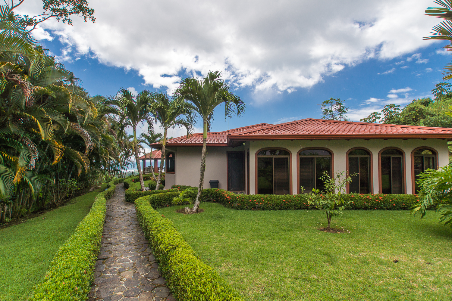 3 bed Single Family Homes For Sale in Ojochal, Puntarenas - thumb 24