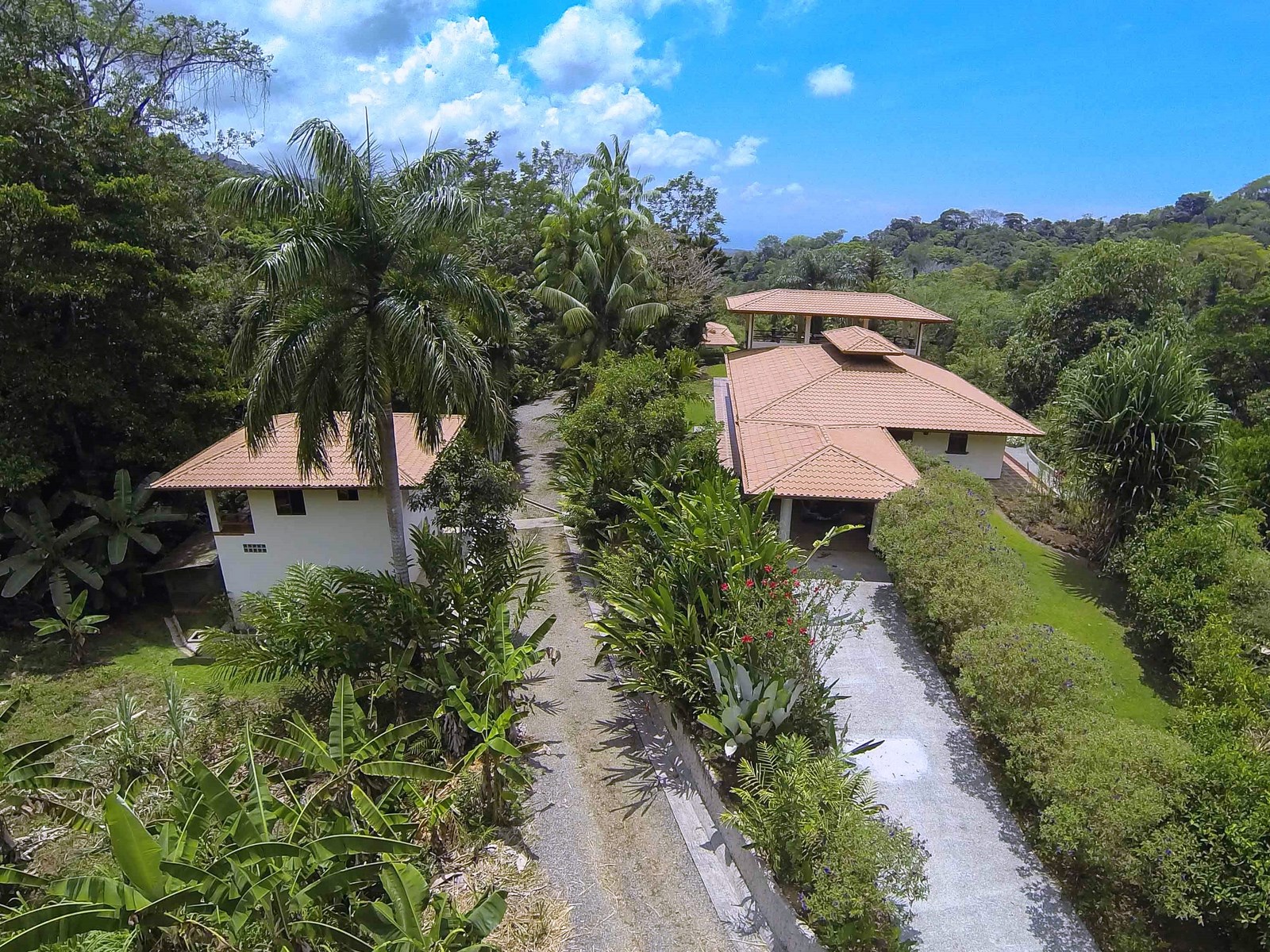 4 bed Single Family Homes For Sale in Uvita, Puntarenas - thumb 7