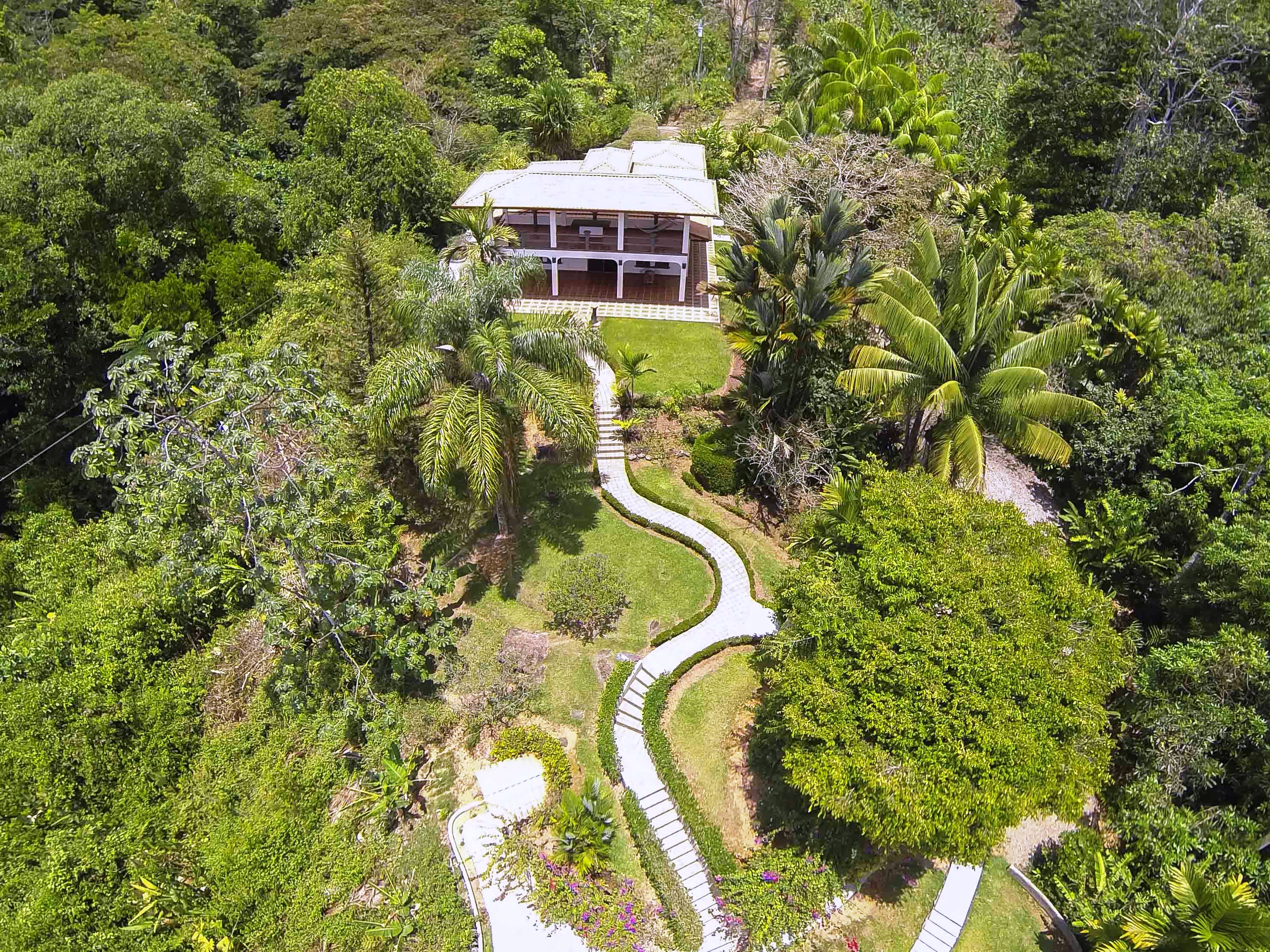 4 bed Single Family Homes For Sale in Uvita, Puntarenas - thumb 24