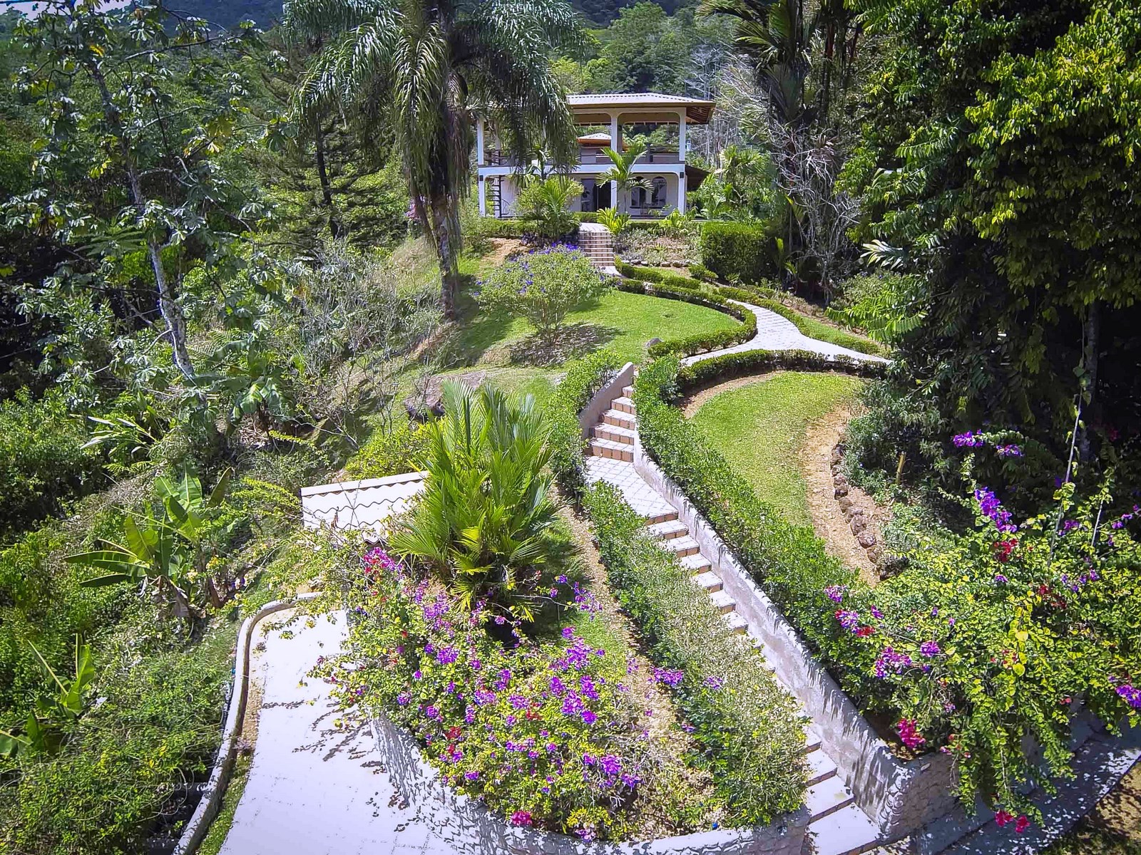 4 bed Single Family Homes For Sale in Uvita, Puntarenas - thumb 3