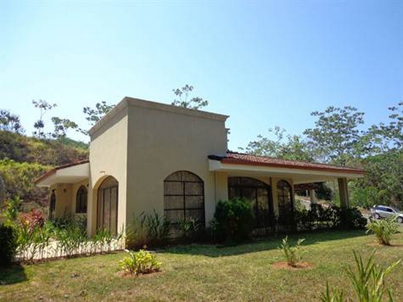3 bed Single Family Homes For Sale in Esterillos, Puntarenas - thumb 17