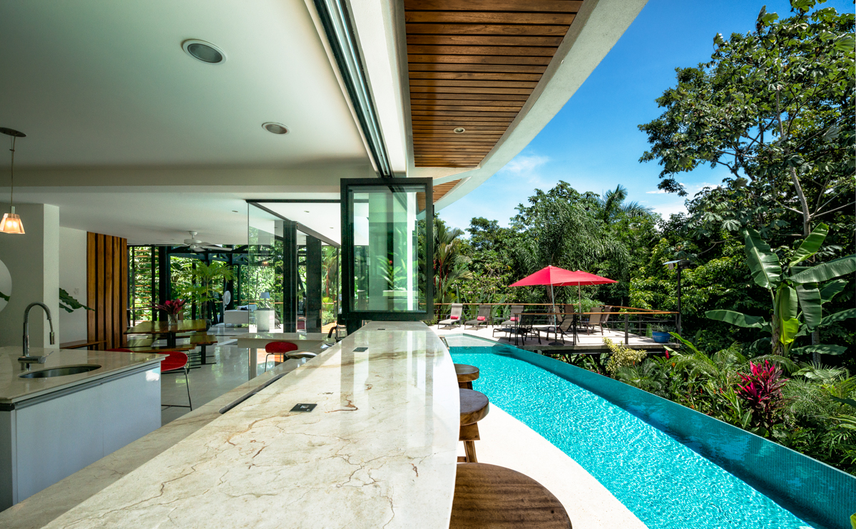 4 bed Single Family Homes For Sale in Manuel Antonio, Puntarenas - thumb 11