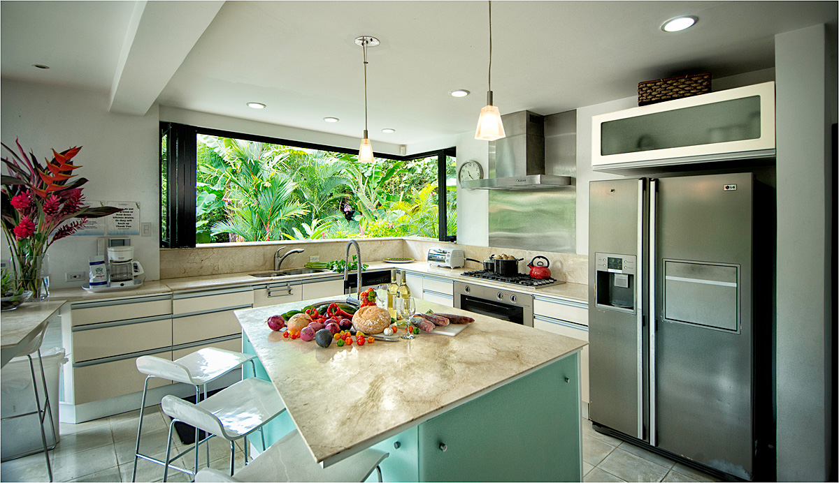4 bed Single Family Homes For Sale in Manuel Antonio, Puntarenas - thumb 14