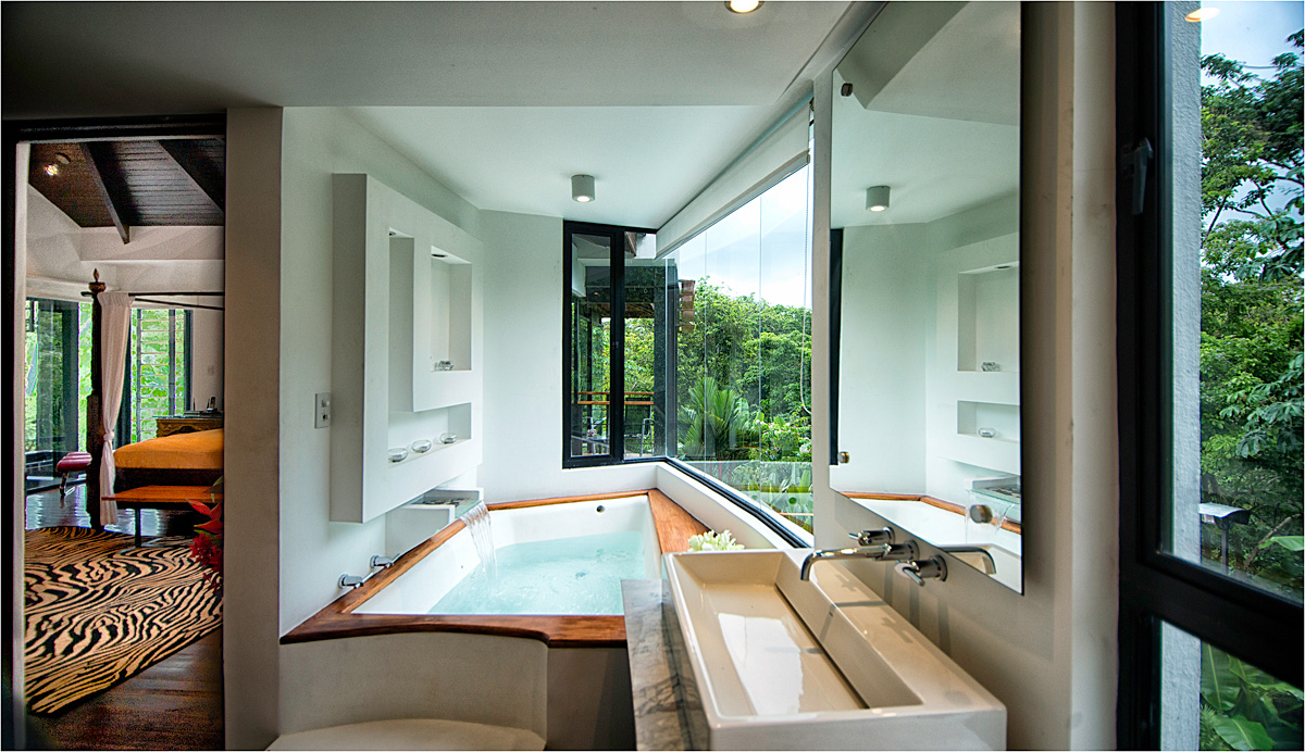 4 bed Single Family Homes For Sale in Manuel Antonio, Puntarenas - thumb 10