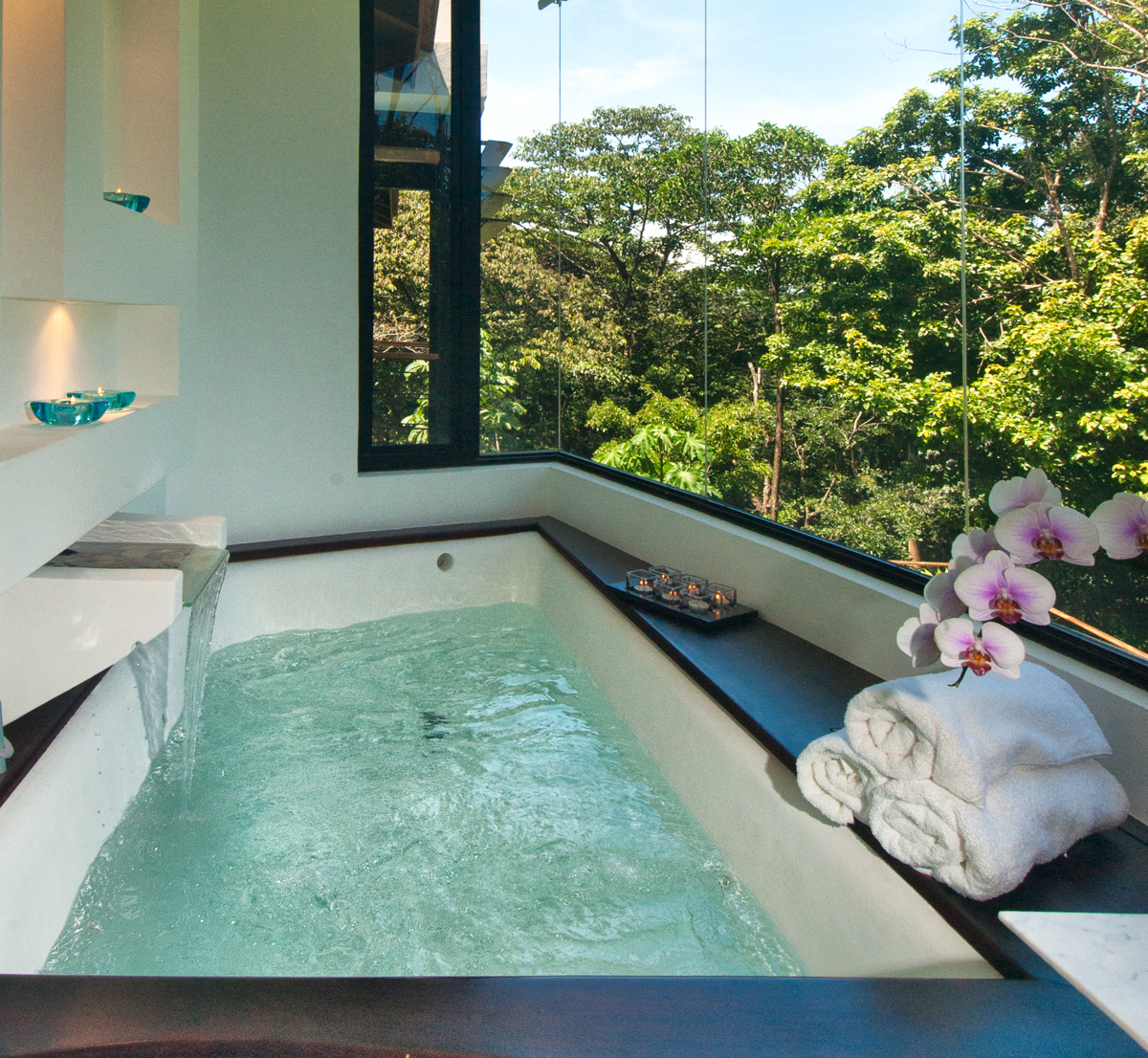 4 bed Single Family Homes For Sale in Manuel Antonio, Puntarenas - thumb 3