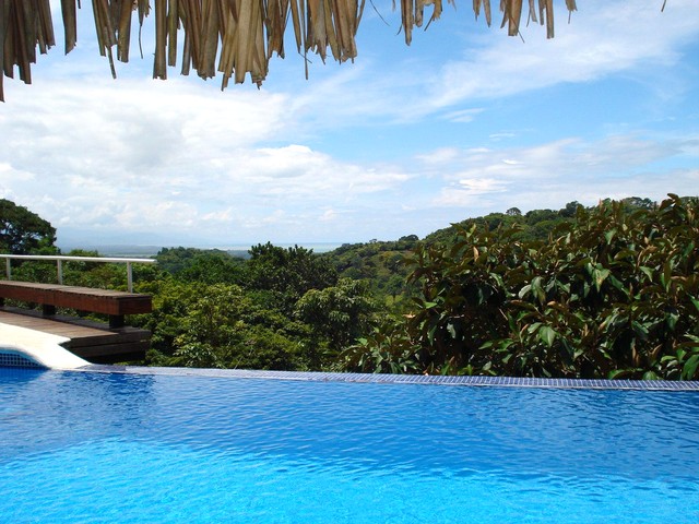 4 bed Single Family Homes For Sale in Manuel Antonio, Puntarenas - thumb 3