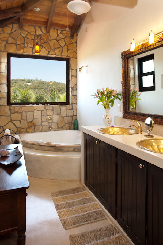 4 bed Condo For Sale in Playa Negra, Guanacaste - thumb 18