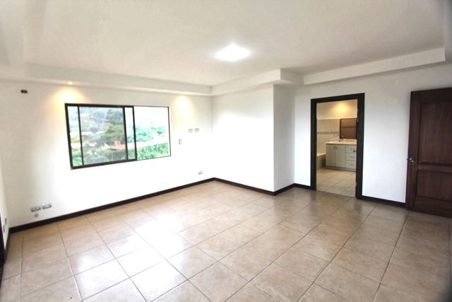 3 bed Single Family Homes For Sale in Santa Ana, San Jose - thumb 28