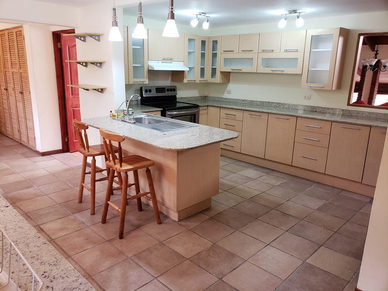 4 bed Single Family Homes For Sale in Santa Ana, San Jose - 1
