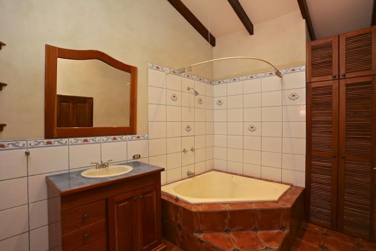 7 bed Single Family Homes For Sale in Playas Del Coco, Guanacaste - thumb 19