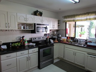 4 bed Single Family Homes For Sale in Escazu, San Jose - thumb 10