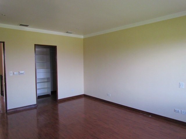 3 bed Single Family Homes For Sale in Santa Ana, San Jose - thumb 21