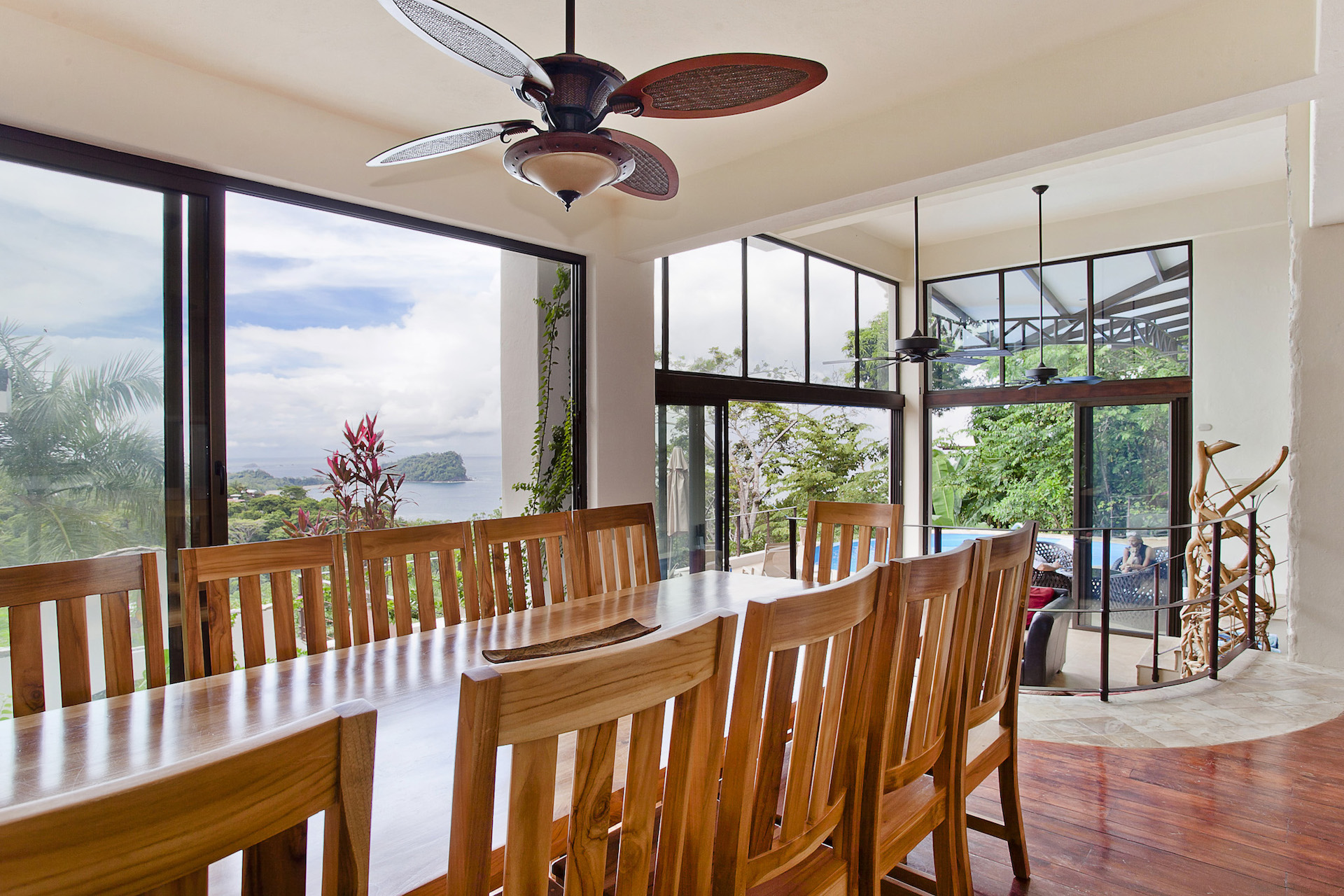 6 bed Single Family Homes For Sale in Manuel Antonio, Puntarenas - thumb 11
