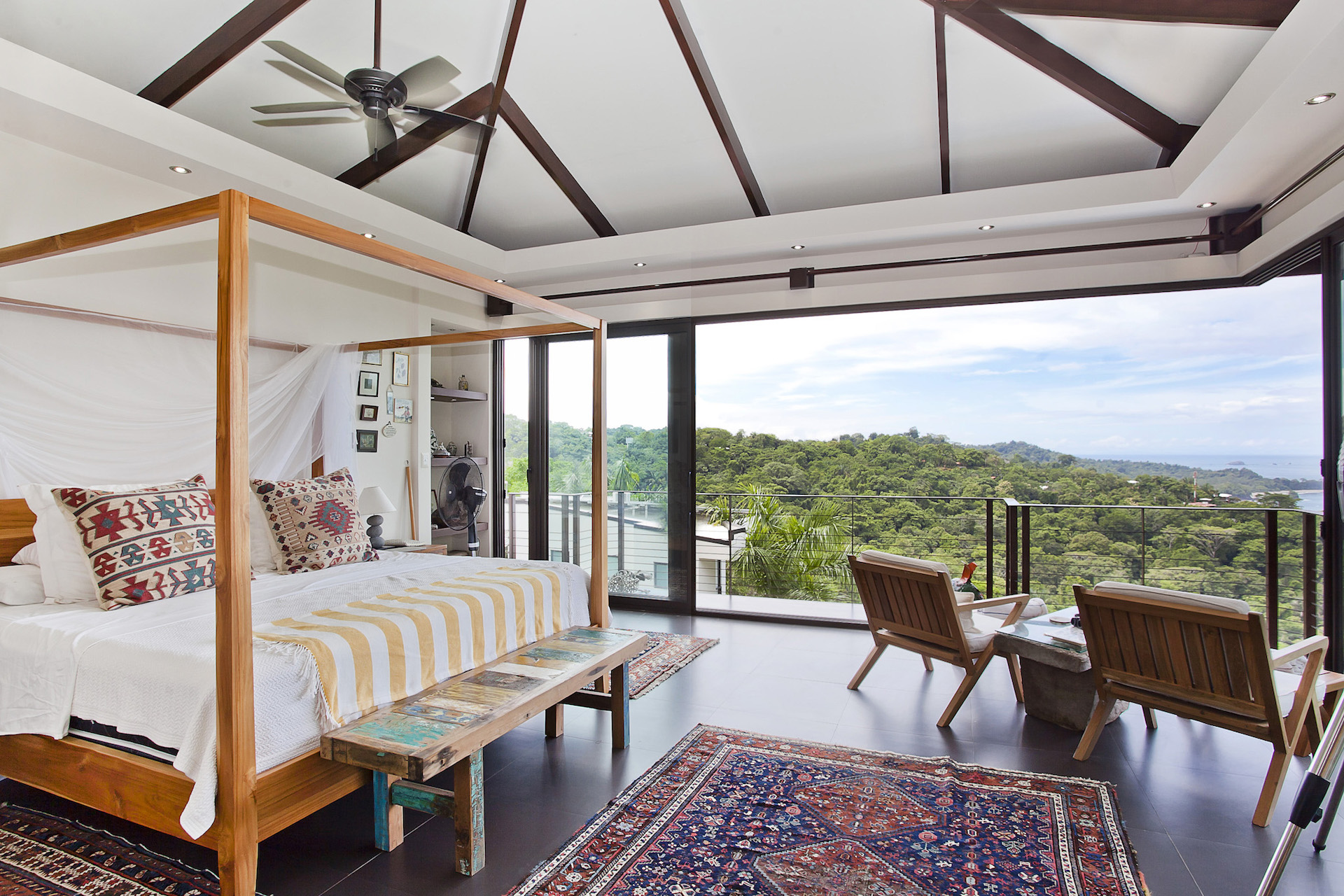 6 bed Single Family Homes For Sale in Manuel Antonio, Puntarenas - thumb 20