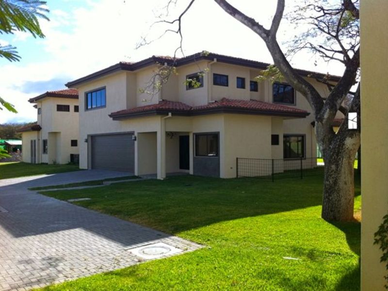 4 bed Condo For Sale in Santa Ana, San Jose - 1