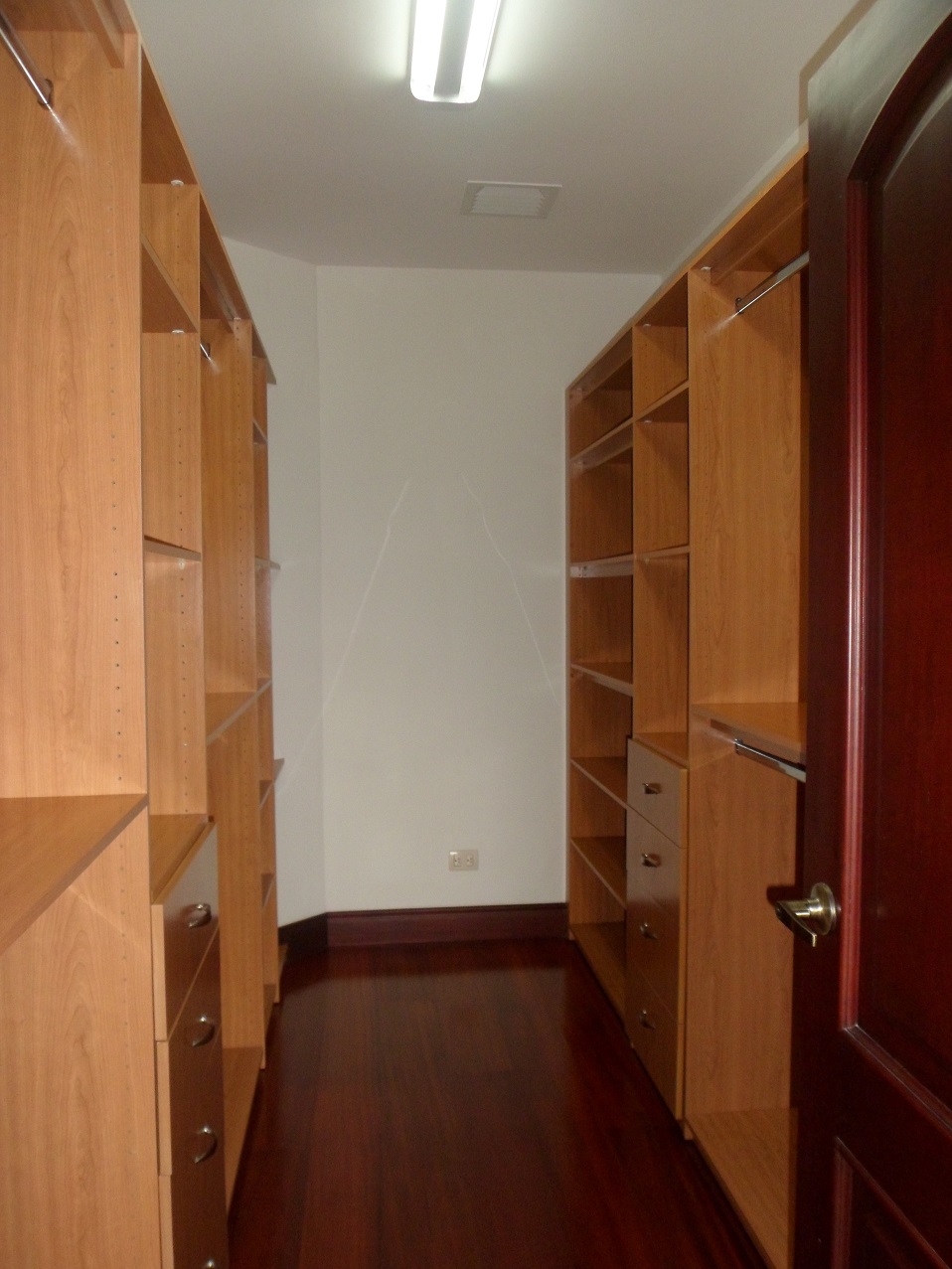 3 bed Apartment For Sale in Santa Ana, San Jose - thumb 8