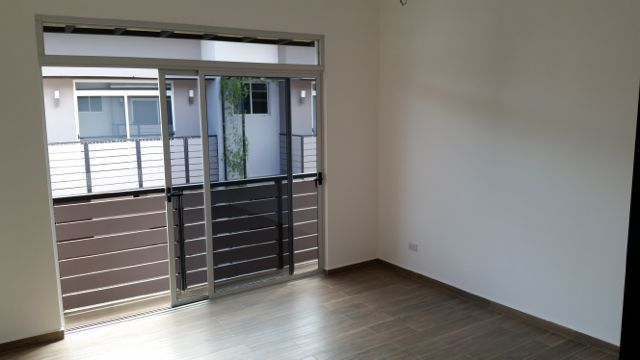 3 bed Condo For Sale in Santa Ana, San Jose - thumb 1