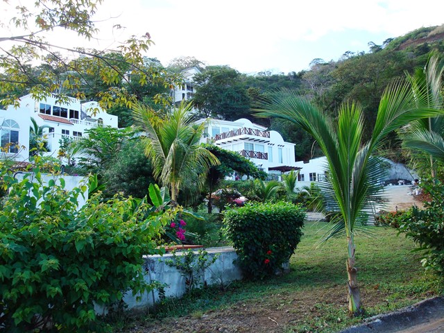 2 bed Condo For Sale in Playas Del Coco, Guanacaste - thumb 4