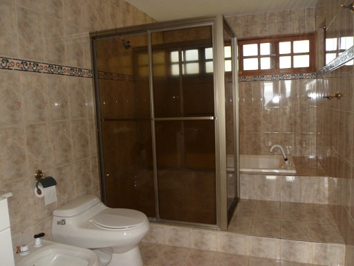 5 bed Single Family Homes For Sale in San Rafael, Heredia - thumb 18