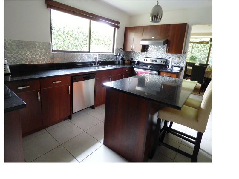 3 bed Condo For Sale in Santa Ana, San Jose - 1