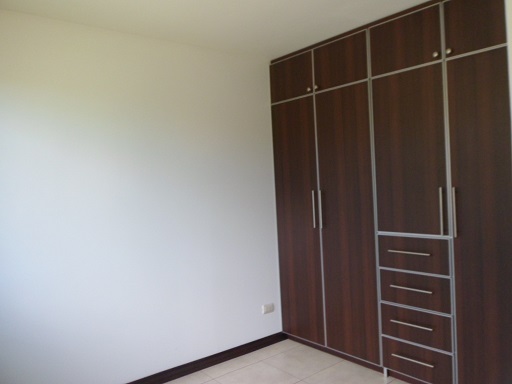 3 bed Single Family Homes For Sale in San Rafael, Heredia - thumb 11