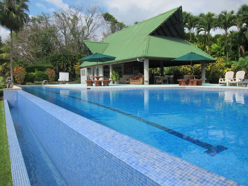 5 bed Single Family Homes For Sale in Dominical, Puntarenas - 1