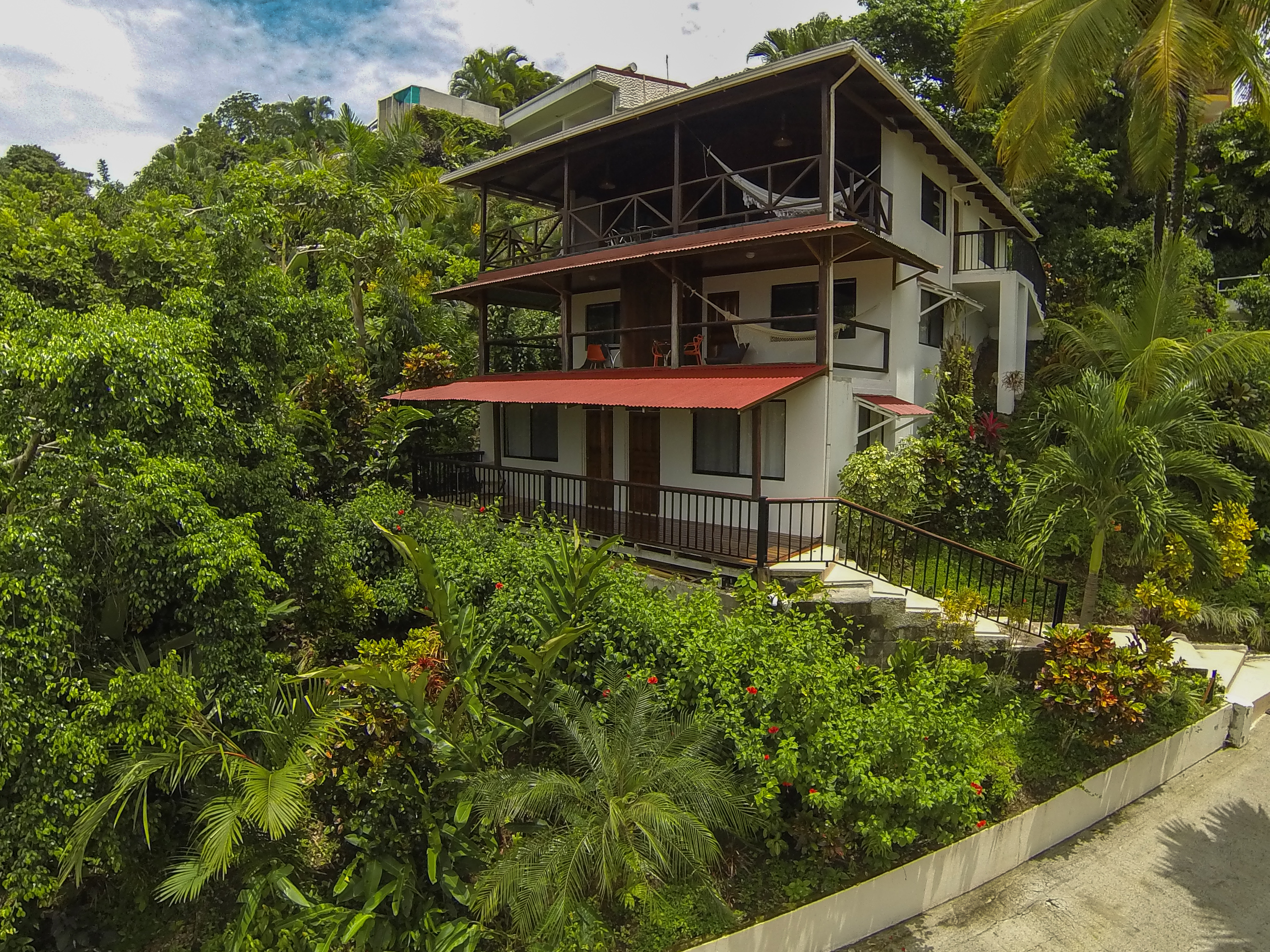 4 bed Single Family Homes For Sale in Manuel Antonio, Puntarenas - thumb 20