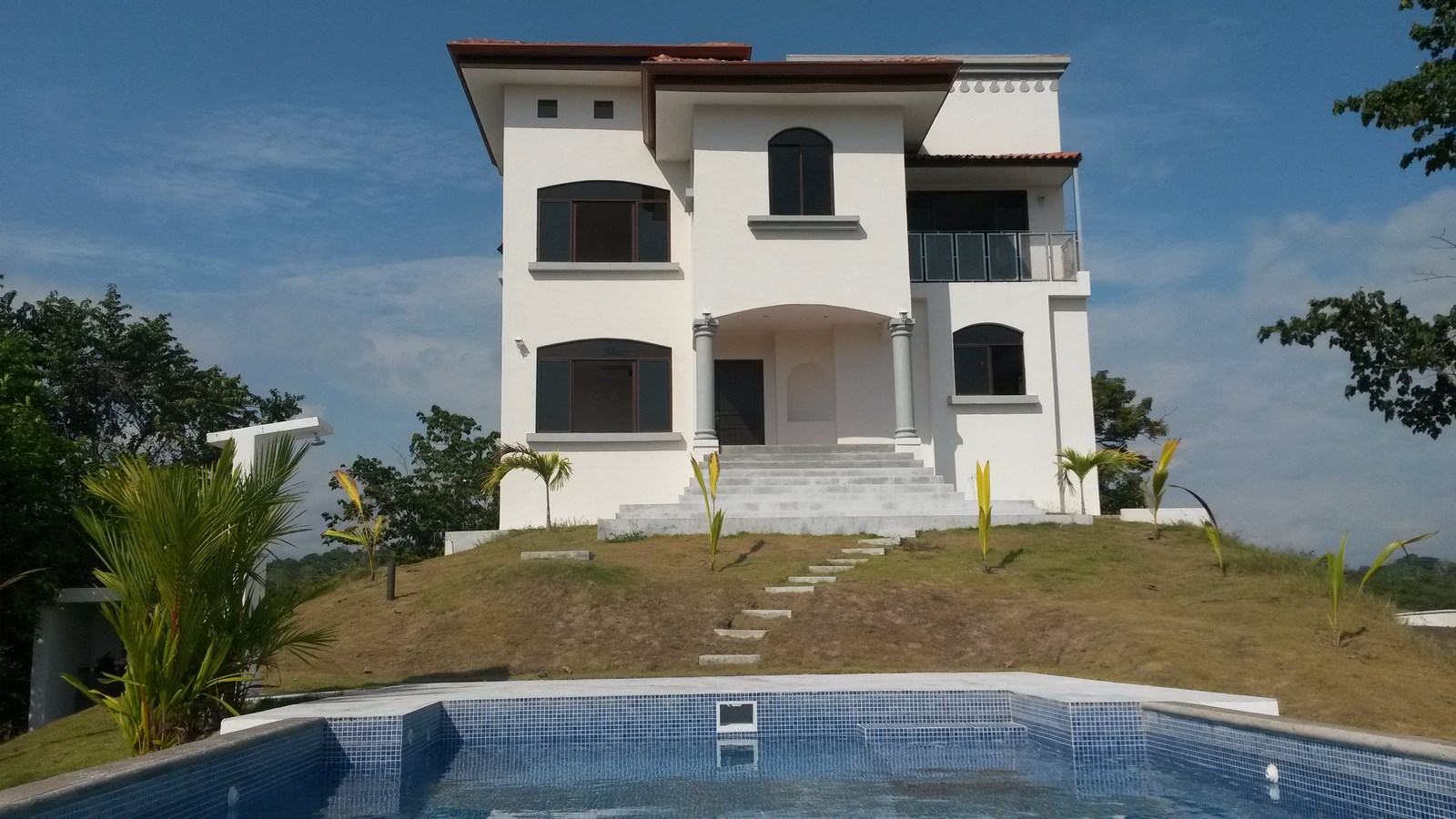 3 bed Single Family Homes For Sale in Esterillos, Puntarenas - thumb 1