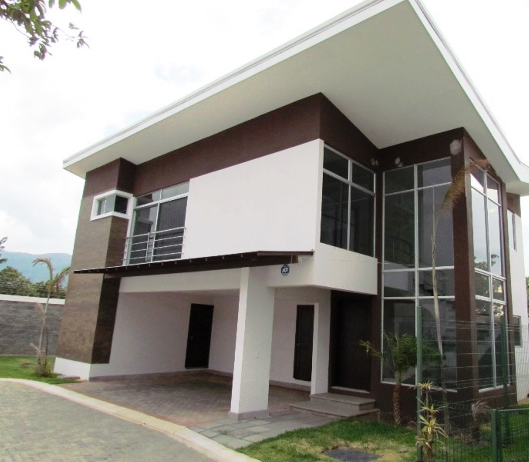 3 bed Single Family Homes For Sale in Pozos, San Jose - thumb 1