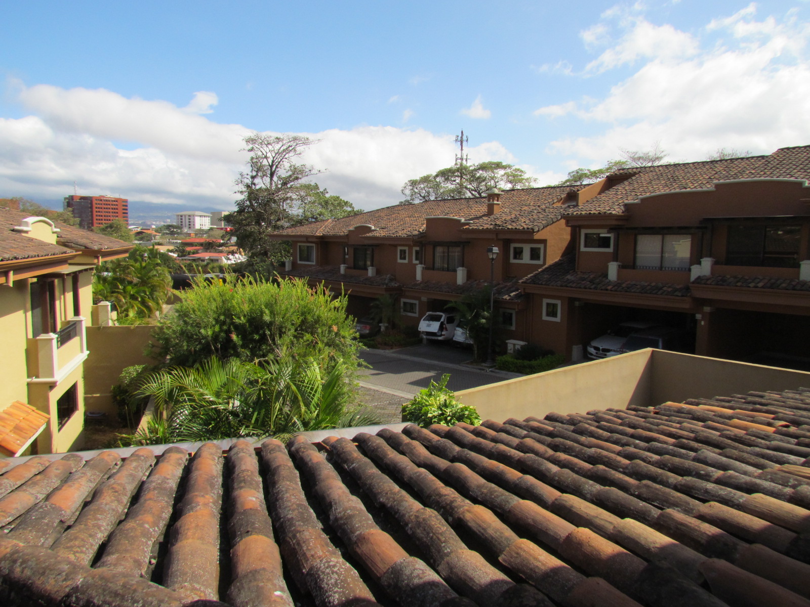 4 bed Condo For Rent in Escazu, San Jose - thumb 16